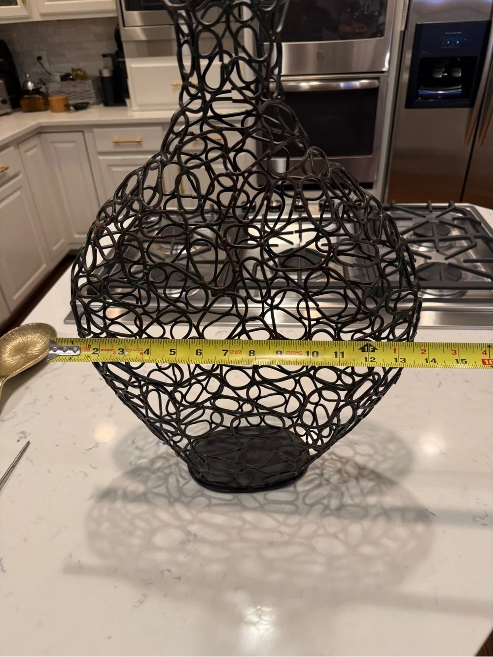 Metal Wire Floor Vase modern black